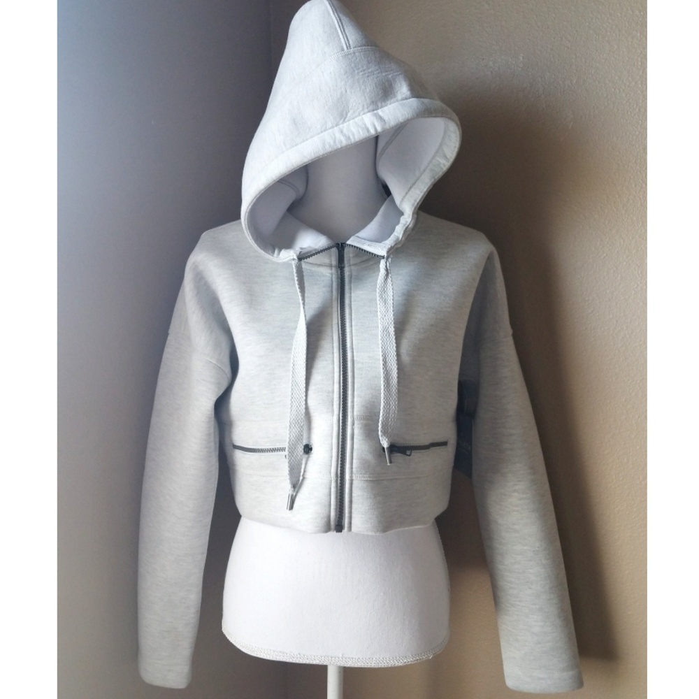 ***MANIC MONDAY SALE*** Athleta Cropped Jacket